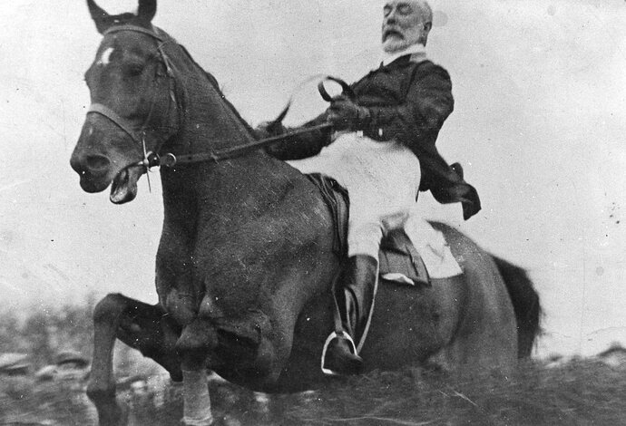 Sir_Wilfrid_Lawson,_3rd_Baronet-CC BY-SA 3.0